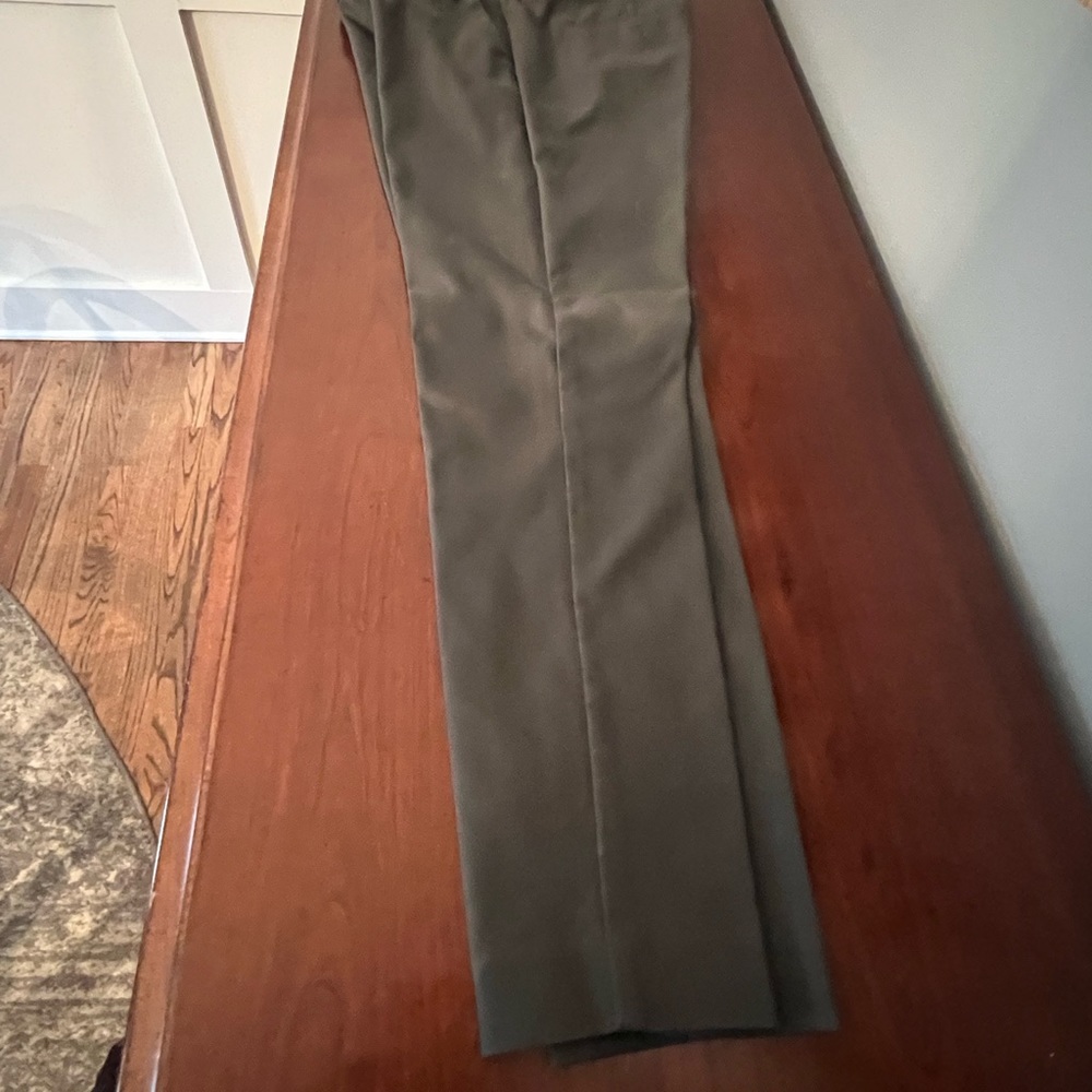 Army green loft pants.